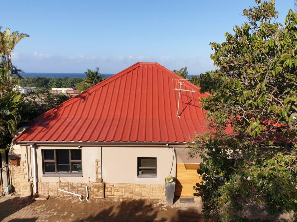 Thurston'S Beach House Retreat Villa Port Shepstone Exterior photo